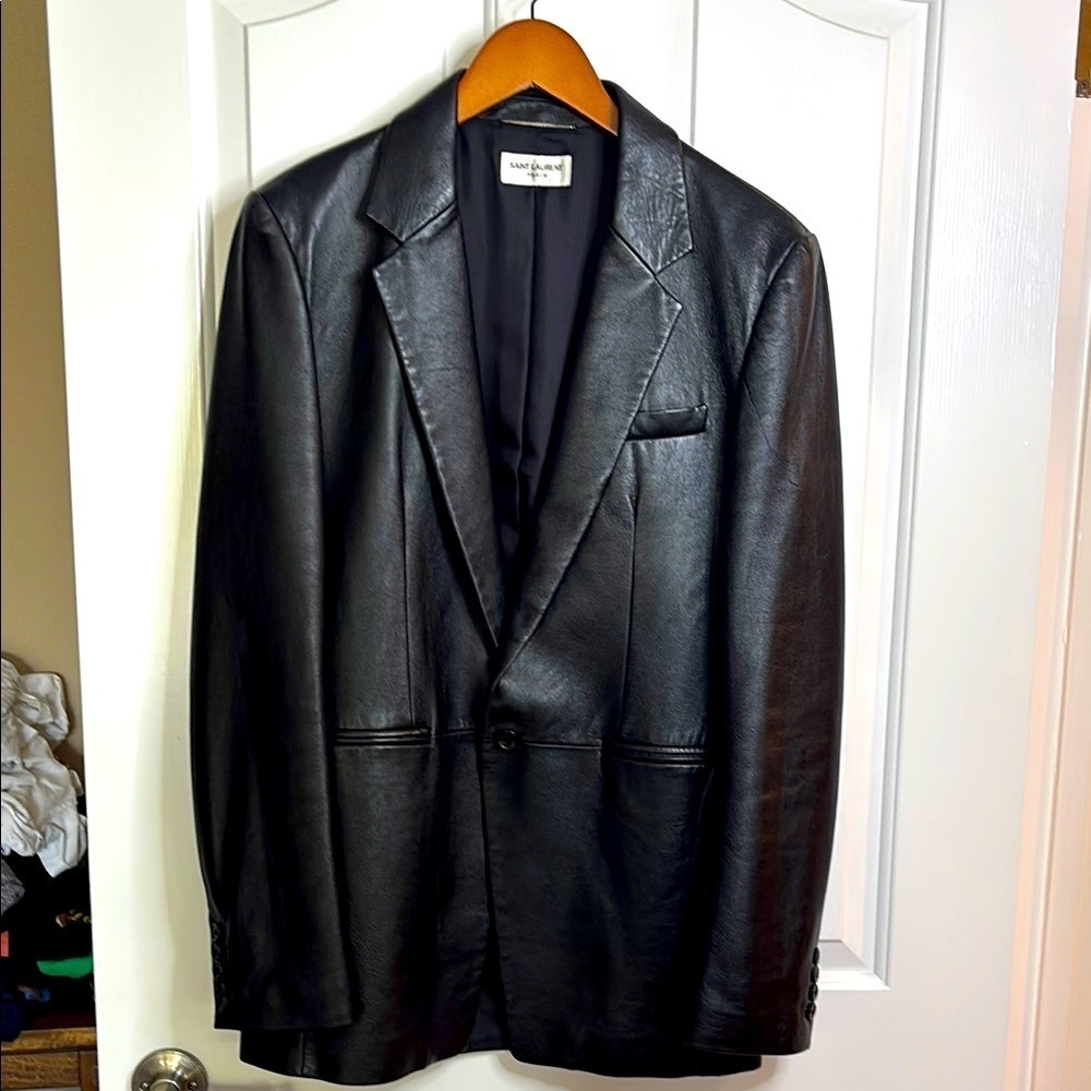 EUC SAINT LAURENT womenās black leather blazer size 48*with one flaw